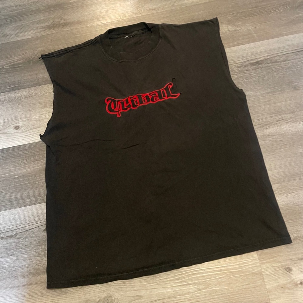 Vintage Tribal Gear Mens Sleeveless Muscle T-Shirt Black Red Embroidered Logo XL